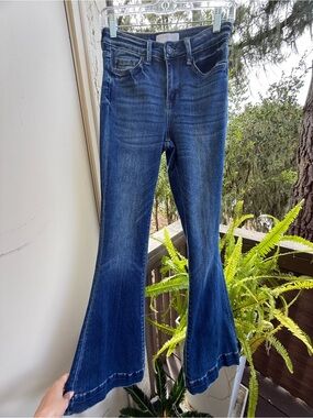 Flared Dark Blue Women's Jeans - Classic High-Rise Silhouette